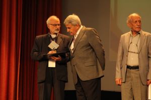 پیشکسوت ـ جناب آقای دکتر عبدالحمید جعفری