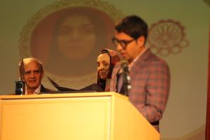 پیشکسوت ـ سرکار خانم پروفسور مریم احتشام زاده