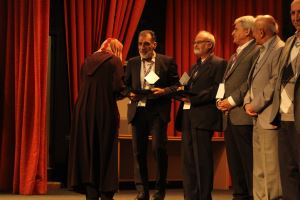 تقدیر از پیشکسوتان